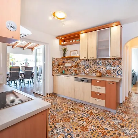 Vila Karmen Zaton (Zadar)