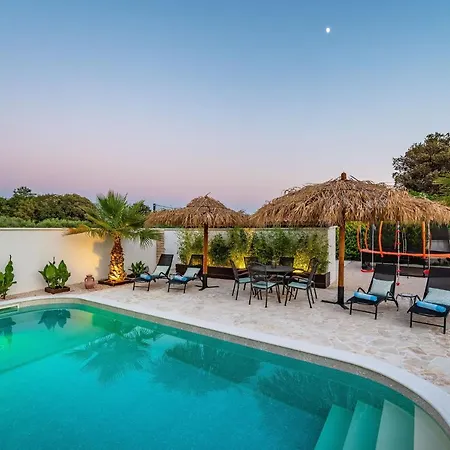Karmen Villa Zaton (Zadar)
