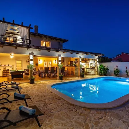 Karmen Villa